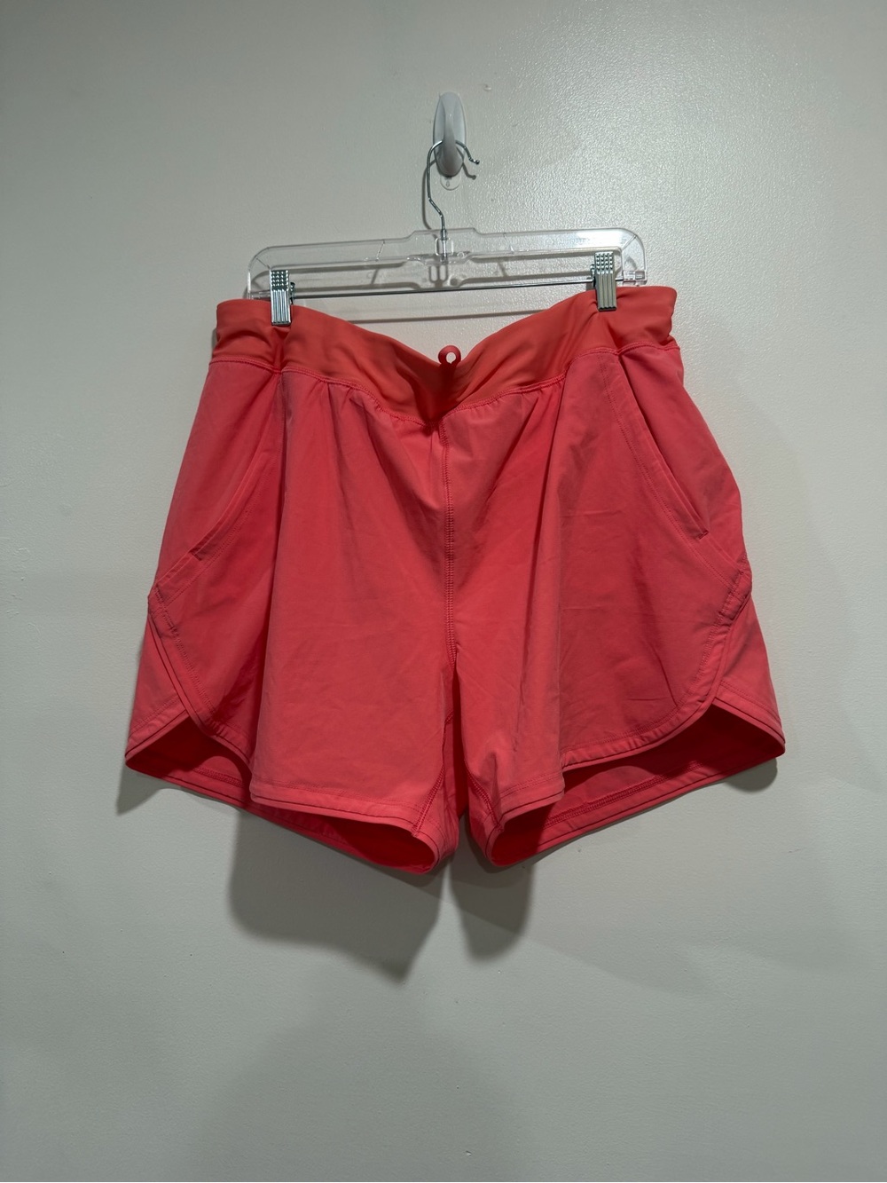 Lands end Athletic Running Shorts 
Pocket Activewear 18